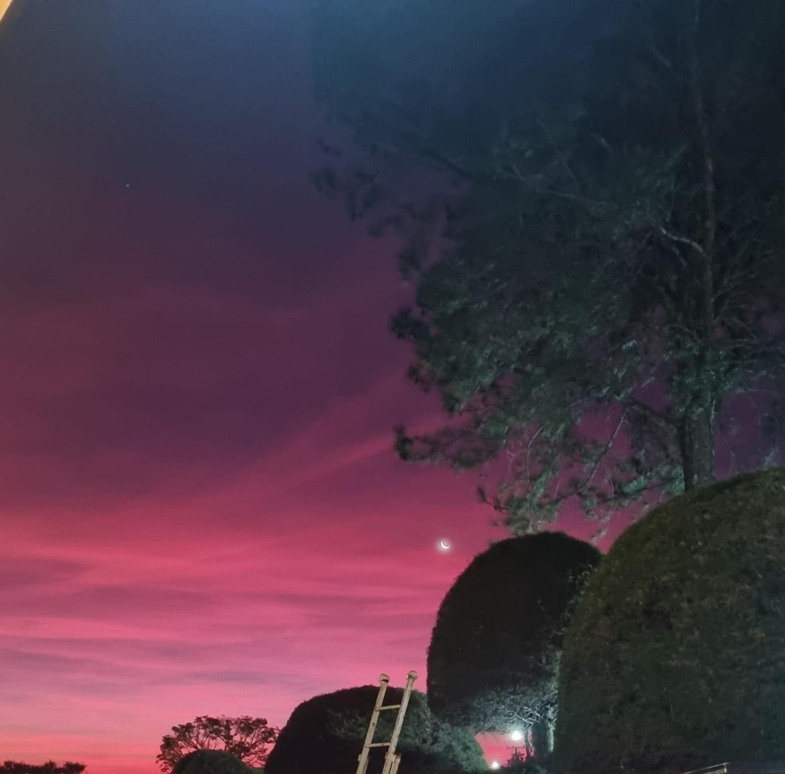 Chales Por Do Sol 塞拉内格拉 外观 照片